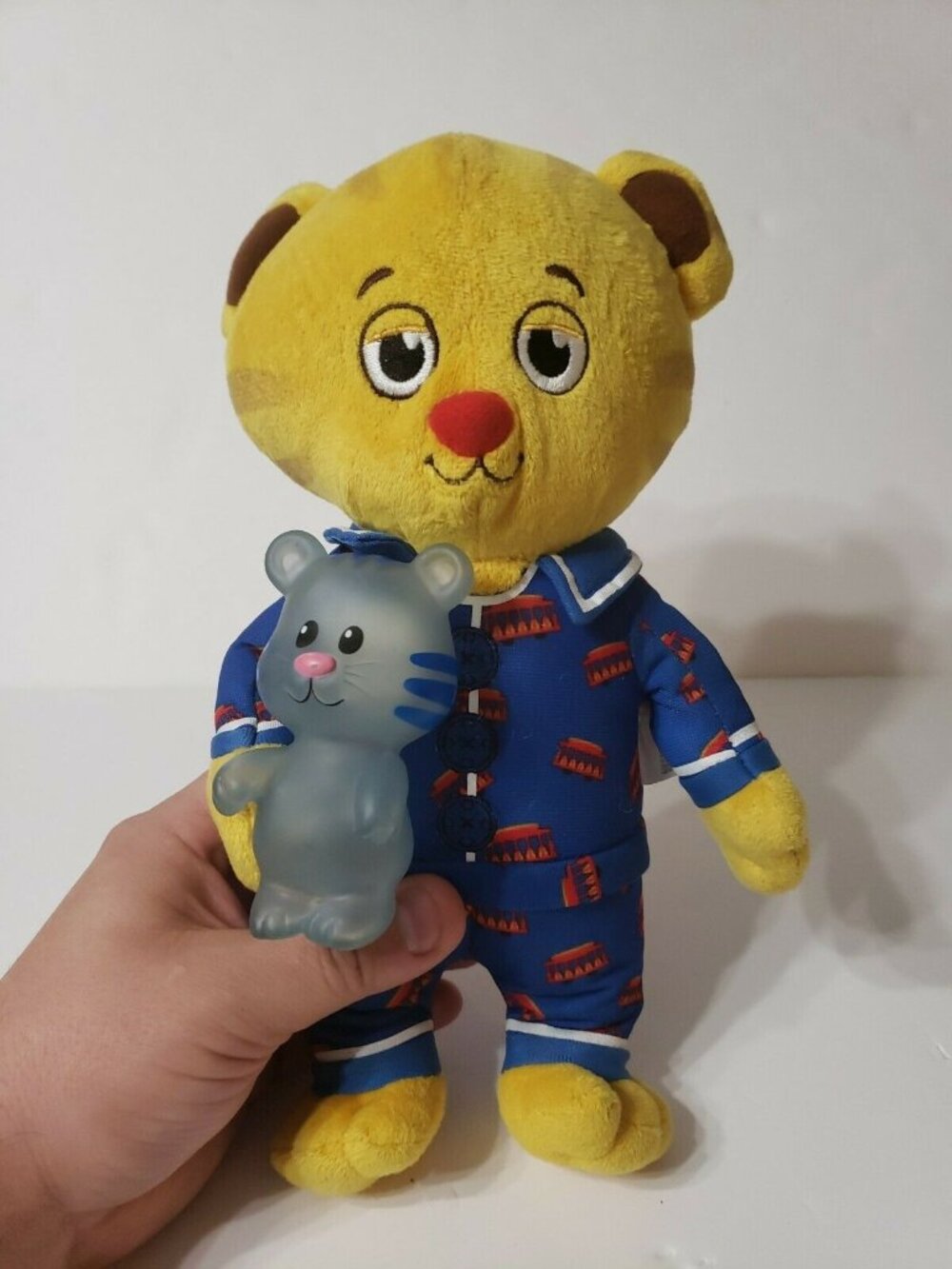 Daniel Tigers Plush 12" Snuggle Glow Talking Fred Rogers Neighborhood 2015